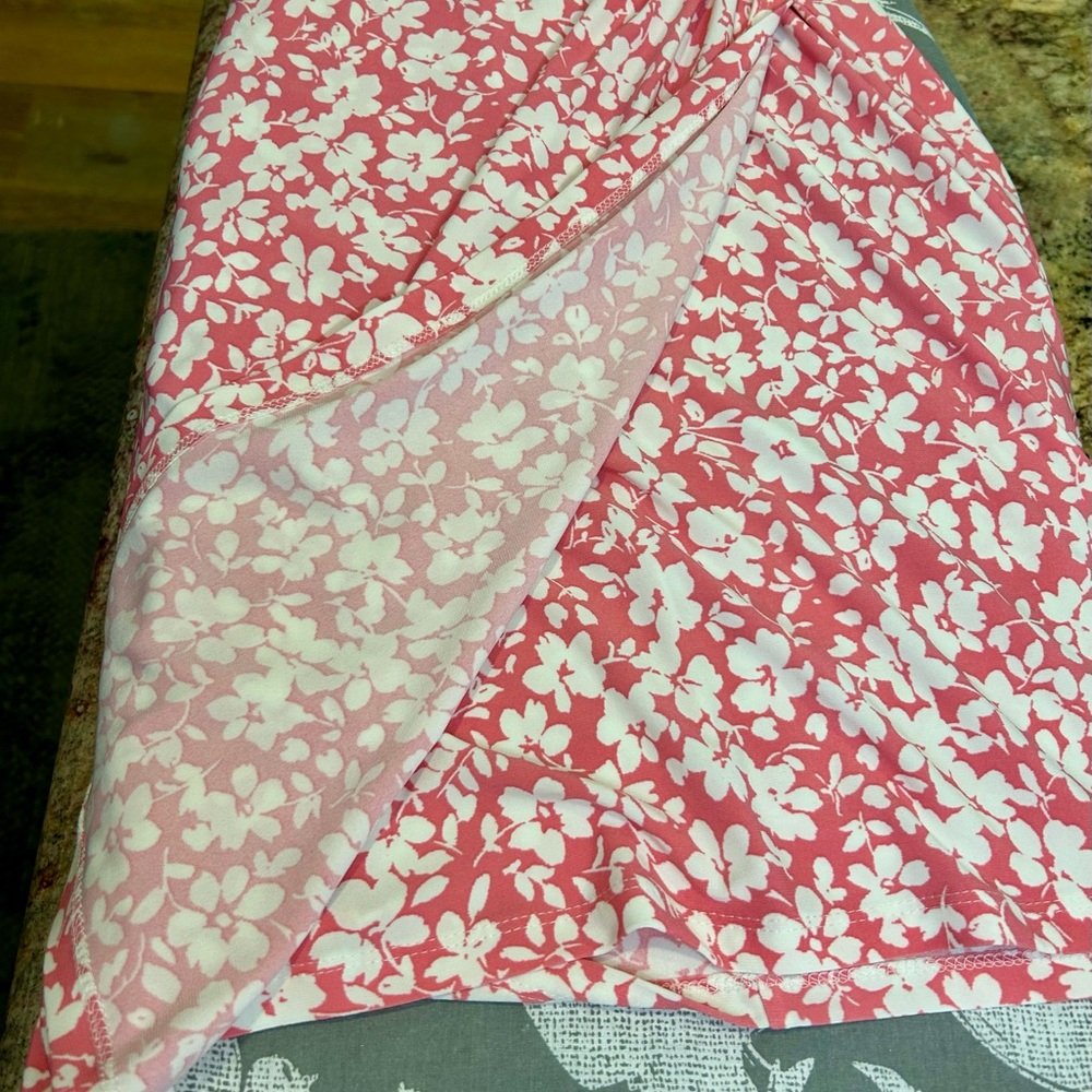 🌸”Lauren Ralph Lauren” Pink/White Floral Flutter Sleeve V-Neck BodyconMidi Dress - Picture 11 of 12
